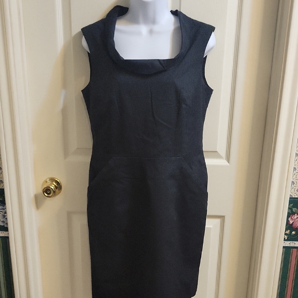 Black Sleeveless Sheath Mini Dress